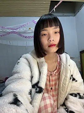 Snapshot of andymi1 chatting on 04.29.26 andymi1 online show from 04.29.26