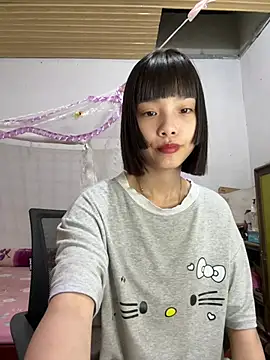 Snapshot of andymi1 chatting on 07.04.26 andymi1 online show from 07.04.26