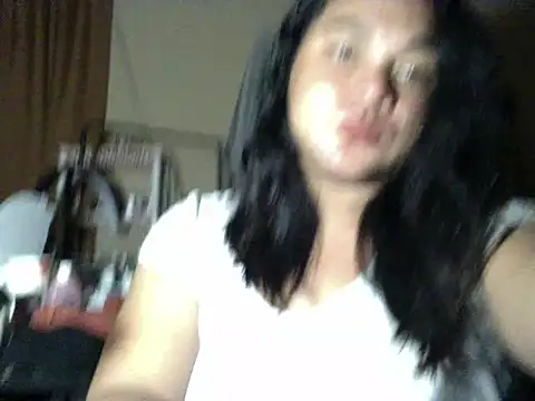 Snapshot of roseluv_hot chatting on 02.15.26 roseluv hot online show from 02.15.26