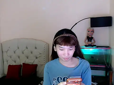 Snapshot of ShantalFoxxy_ chatting on 04.22.26 ShantalFoxxy online show from 04.22.26