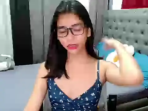 Snapshot of kitelpery_03 chatting on 03.19.26 kitelpery 03 online show from 03.19.26
