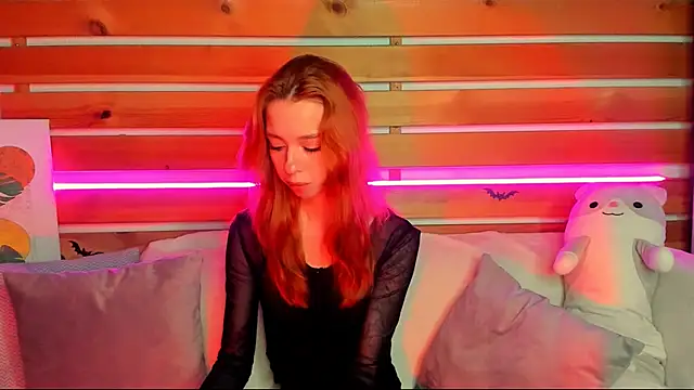 Lori Williams online show from 12.03.25