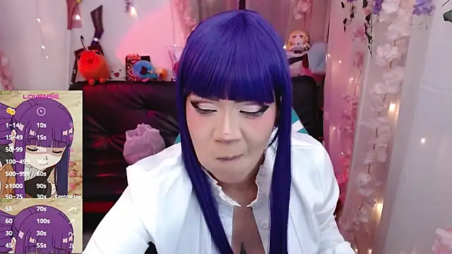 jadedelux  online show from 09.28.25