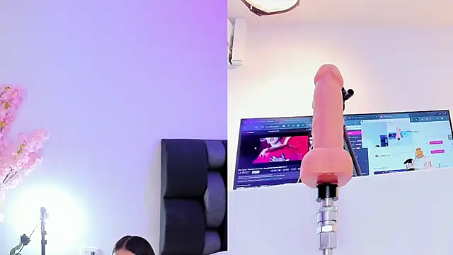 Snapshot of maily_zanss chatting on 02.04.26 maily zanss online show from 02.04.26