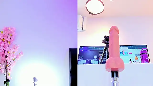 Snapshot of maily_zanss chatting on 02.08.26 maily zanss online show from 02.08.26