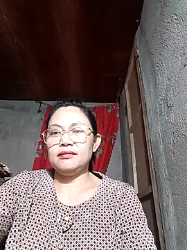 Everleigh mom online show from 11.27.25