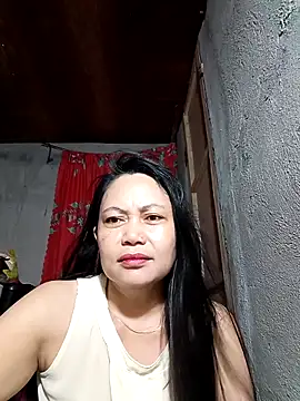 Everleigh mom online show from 12.16.25