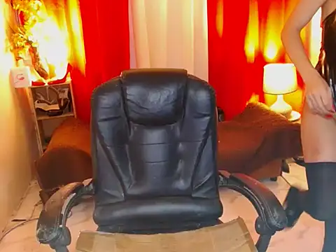 Snapshot of JemSEXtutor chatting on 10.27.25 JemSEXtutor online show from 10.27.25