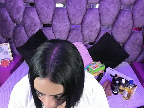 nikky latin online show from 02.18.26