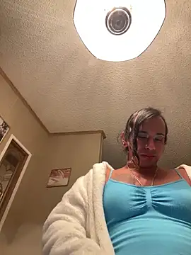 Snapshot of TranSexualJade95 chatting on 02.13.26 TranSexualJade95 online show from 02.13.26