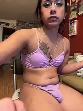 Snapshot of TranSexualJade95 chatting on 02.21.26 TranSexualJade95 online show from 02.21.26