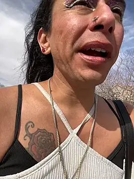 Snapshot of TranSexualJade95 chatting on 03.04.26 TranSexualJade95 online show from 03.04.26