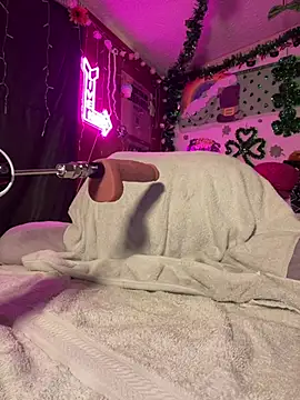 Snapshot of TranSexualJade95 chatting on 03.21.26 TranSexualJade95 online show from 03.21.26