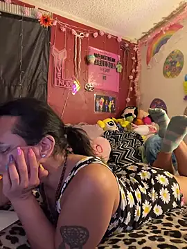 Snapshot of TranSexualJade95 chatting on 03.27.26 TranSexualJade95 online show from 03.27.26