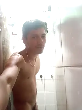 Snapshot of alexandercruz chatting on 03.01.26 alexandercruz online show from 03.01.26