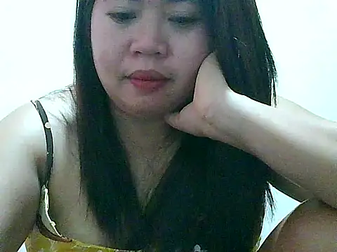 Snapshot of fresh_rosie chatting on 11.01.25 fresh rosie online show from 11.01.25