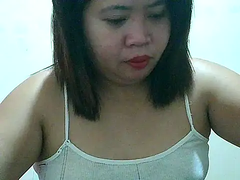 Snapshot of fresh_rosie chatting on 12.19.25 fresh rosie online show from 12.19.25