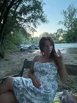 Snapshot of _Katherine_Pierce_ chatting on 06.19.26 Katherine Pierce online show from 06.19.26