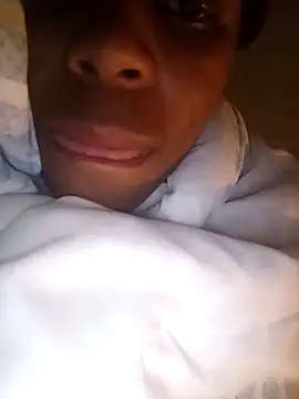 Snapshot of Anathi2 chatting on 11.08.25 Anathi2 online show from 11.08.25