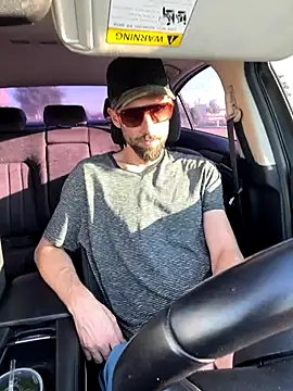 Snapshot of thejohnryancollection chatting on 09.19.25 thejohnryancollection online show from 09.19.25