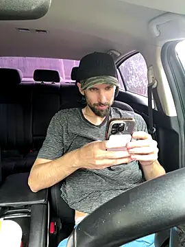 Snapshot of thejohnryancollection chatting on 09.20.25 thejohnryancollection online show from 09.20.25