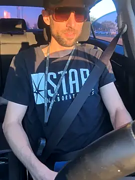 Snapshot of thejohnryancollection chatting on 10.15.25 thejohnryancollection online show from 10.15.25