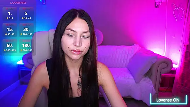 EliseVelour online show from 10.24.25