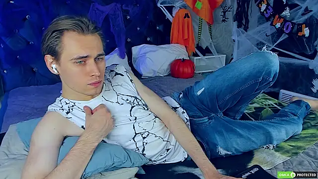 WilliamDyson online show from 10.19.25