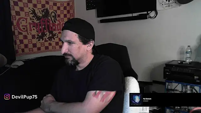 DevilPup75  online show from 11.28.25