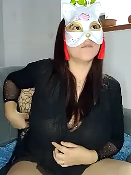 Snapshot of LoveFoxi chatting on 05.18.26 LoveFoxi online show from 05.18.26