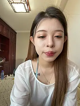 Snapshot of tuanzi125216 chatting on 05.26.26 tuanzi125216 online show from 05.26.26
