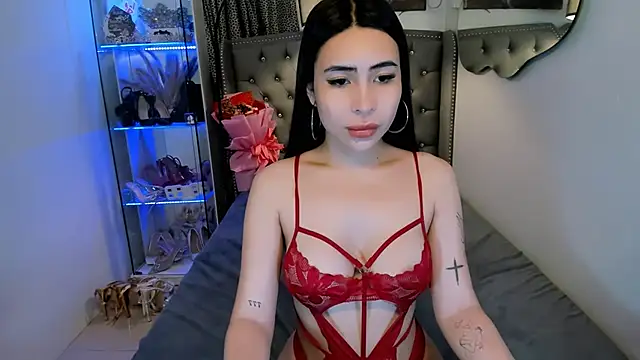 Snapshot of Claudia_empress chatting on 11.21.25 Claudia empress online show from 11.21.25