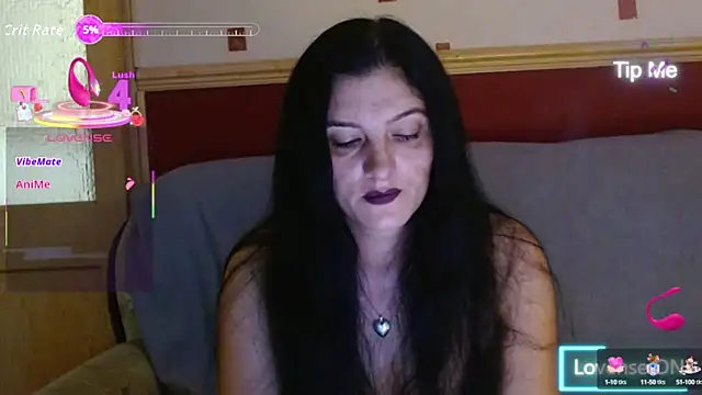 Snapshot of Goldgirl89 chatting on 09.08.25 Goldgirl89 online show from 09.08.25