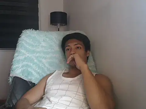 Snapshot of Asian_gregor chatting on 08.06.26 Asian gregor online show from 08.06.26