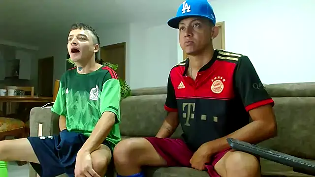 skinny23cm online show from 12.17.24