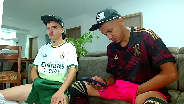 skinny23cm online show from 02.14.25