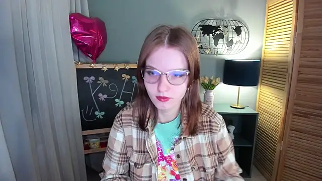 Madelaineses online show from 11.06.25