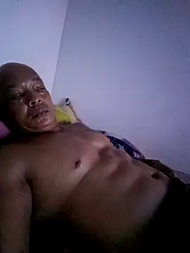 Pichirilo0318 online show from 10.26.25