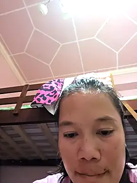 Snapshot of celestine_22 chatting on 09.12.25 celestine 22 online show from 09.12.25