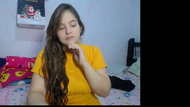 Pregnant Kloe online show from 11.24.25