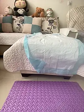 Alicia066 online show from 12.15.25