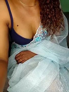 Snapshot of Tamilpallavi chatting on 06.06.26 Tamilpallavi online show from 06.06.26