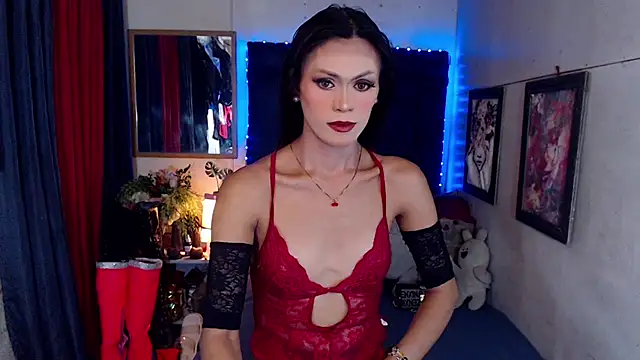 Ivory katt online show from 02.23.26