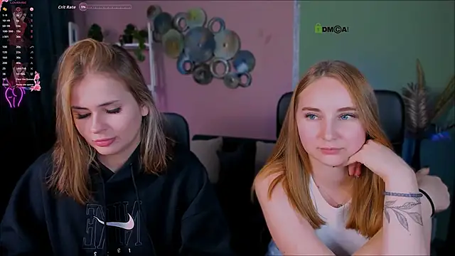 Snapshot of belly_bey chatting on 09.28.25 belly bey online show from 09.28.25