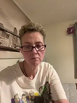 Curvy-Jinx online show from 01.15.26