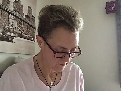 Curvy-Jinx online show from 02.09.26