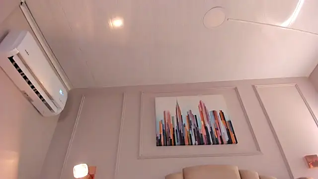 mia kisses2 online show from 01.09.26