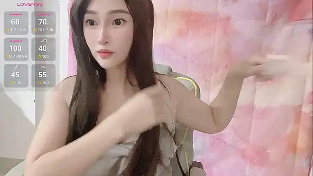 Crush-7ii online show from 10.04.25