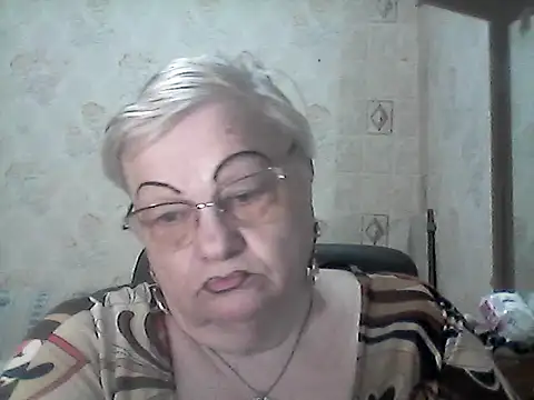 Snapshot of NatalieNorth chatting on 04.27.26 NatalieNorth online show from 04.27.26