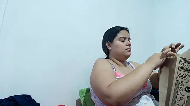 luisahot 9727 online show from 12.22.25